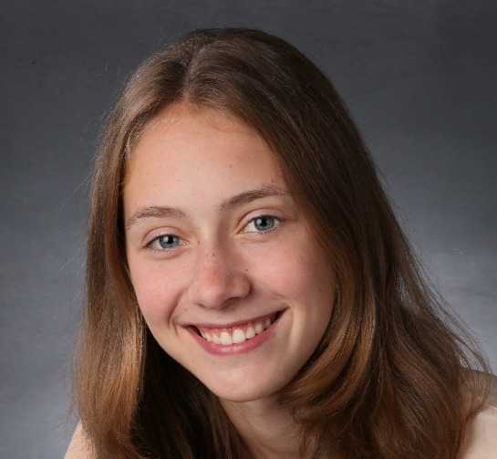 Für Absolventin Carmen Stalder aus Buchrain liegen die Vorteile des 10. Schuljahrs beispielsweise in der spezifischen Vorbereitung auf die kaufmännische Ausbildung und im Sprachaufenthalt. 